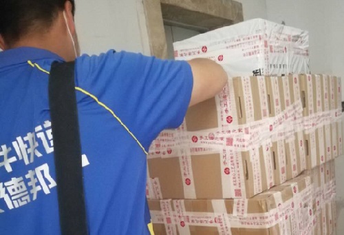 手工活外發(fā)加工正規(guī)廠家直接發(fā)貨，手工之家發(fā)送的材料每次一樣嗎？