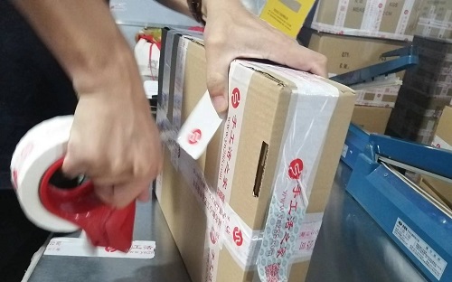 手工活外發(fā)加工正規(guī)廠家直接發(fā)貨，手工之家發(fā)送的材料每次一樣嗎？