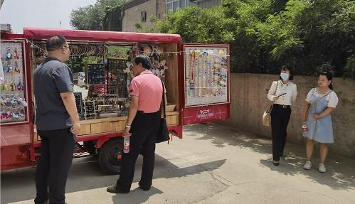 看好手工產品銷售，只為“你”而來 ------ 雄安翟先生專程來手工之家考察合作移動潮品店