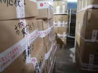 9月30日，想接正規(guī)廠家的手工活，手工活外發(fā)加工項目，很多人選擇手工之家手工創(chuàng)業(yè)成功，圖為勵志珠珠繡串珠手工材料倉庫備貨剪影