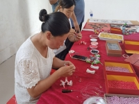 珠繡手工落地生根，讓農(nóng)民能多一份收入--- --- 記手工之家郝總受邀到邯鄲某地手工培訓(xùn)室指導(dǎo)工作