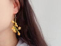 7月19日，可在家做的兼職手工活，想接正規(guī)廠家的手工項(xiàng)目，開(kāi)飾品加工廠，放心在家做手工副業(yè)，與手工之家合作，加工好的合格產(chǎn)品有兩條出路，圖為串珠米珠繡手工產(chǎn)品剪影