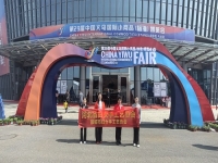 讓珠繡串珠精美手工走進更多人的生活！------記手工之家受邀參加第29屆中國義烏國際小商品（標(biāo)準(zhǔn)）博覽會