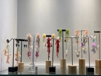 手工活外發(fā)加工正規(guī)廠家直接發(fā)貨，串珠純手工項(xiàng)目投資少、收入好