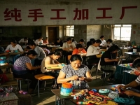 年后找活不用愁，對于有“閑時間”的她們來說，在家小成本開手工加工廠有搞頭