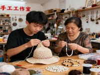 創(chuàng)業(yè)很難，但總有一些路為普通人準(zhǔn)備，在家開純手工工作室，可能就是你的那條