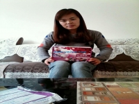 江西萍鄉(xiāng)美發(fā)師鄧女士工作之余兼職做手工活，愛上珠繡