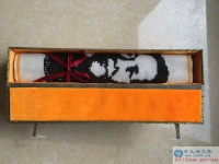 貴州陸女士在家兼職手工活串珠繡賺錢致富奔小康！