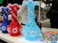 做好一個(gè)全職媽媽，廣西百色陸女士除了照顧家還做珠繡串珠外發(fā)手工活掙錢