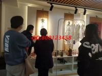 3月7日，拿回家做的手工活，想接正規(guī)廠家的手工活，就選勵(lì)志珠珠繡，手工之家接待考察合作加工客戶剪影