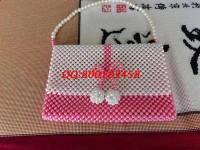 4月1日，拿回家做的手工活，手工活掙錢，敬業(yè)的企業(yè)手工之家更適宜合作，勵(lì)志珠珠繡新款珠包實(shí)拍
