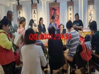 10月12日，簡單好做，珠繡可以寄到家做的手工活對加工人員有什么要求？ 圖為手工之家優(yōu)秀繡娘培訓(xùn)會(huì)剪影