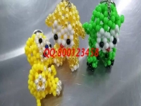 11月5日，想接正規(guī)廠家的手工活，這個(gè)手工活外發(fā)加工項(xiàng)目都要簽訂正規(guī)合同，圖為勵(lì)志珠珠繡串珠飾品實(shí)拍