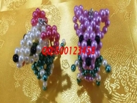 11月26日，不分人群，做珠繡串珠外發(fā)手工活加工項目，大家都選手工之家，圖為勵志珠珠繡串珠成品實拍