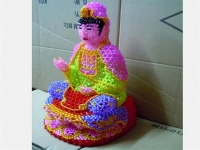 漂亮的串珠工藝品，純手工制作可以拿回家做