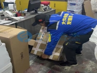 在家做手工活外發(fā)串珠子收獲多，我不想去打工